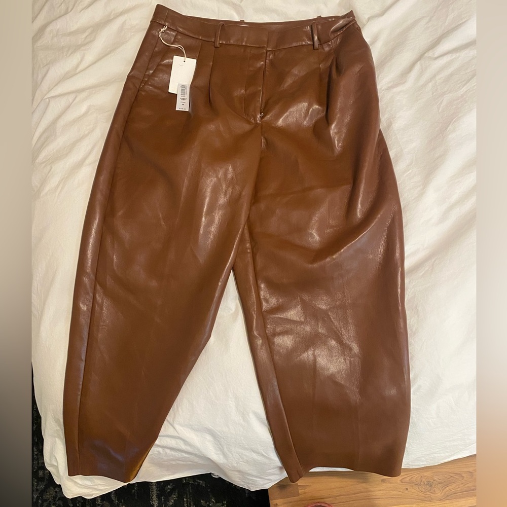 Aritzia Wilfred Carrot Pant Vegan Leather